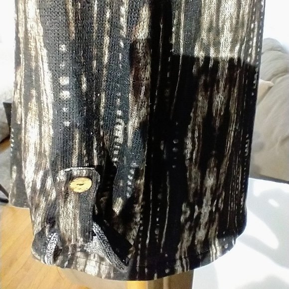 Cardigan in Earth Tone Colors - Picture 4 of 4